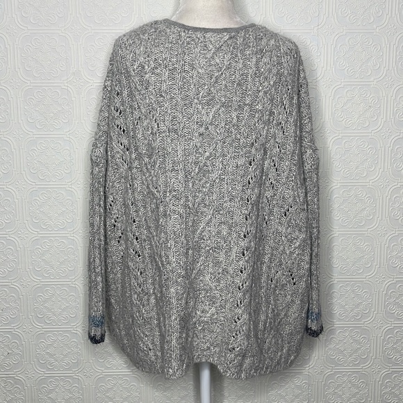 CAbi | Horizon Grey V-Neck Oversized Chunky Knit Sweater, #3848 - Picture 6 of 12